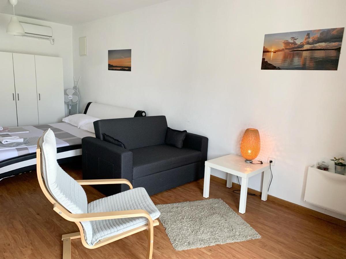 Apartments Kraj Rat Sreser Buitenkant foto